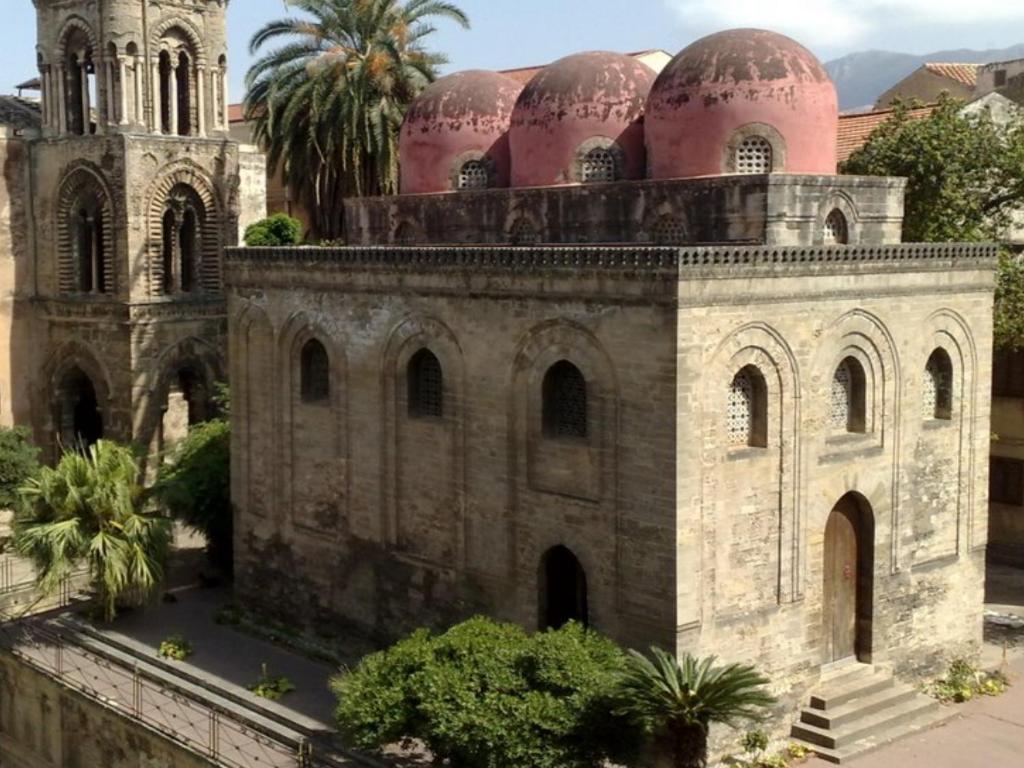 Dagnino House - Luxury Apartment In The Center Of Palermo Luaran gambar